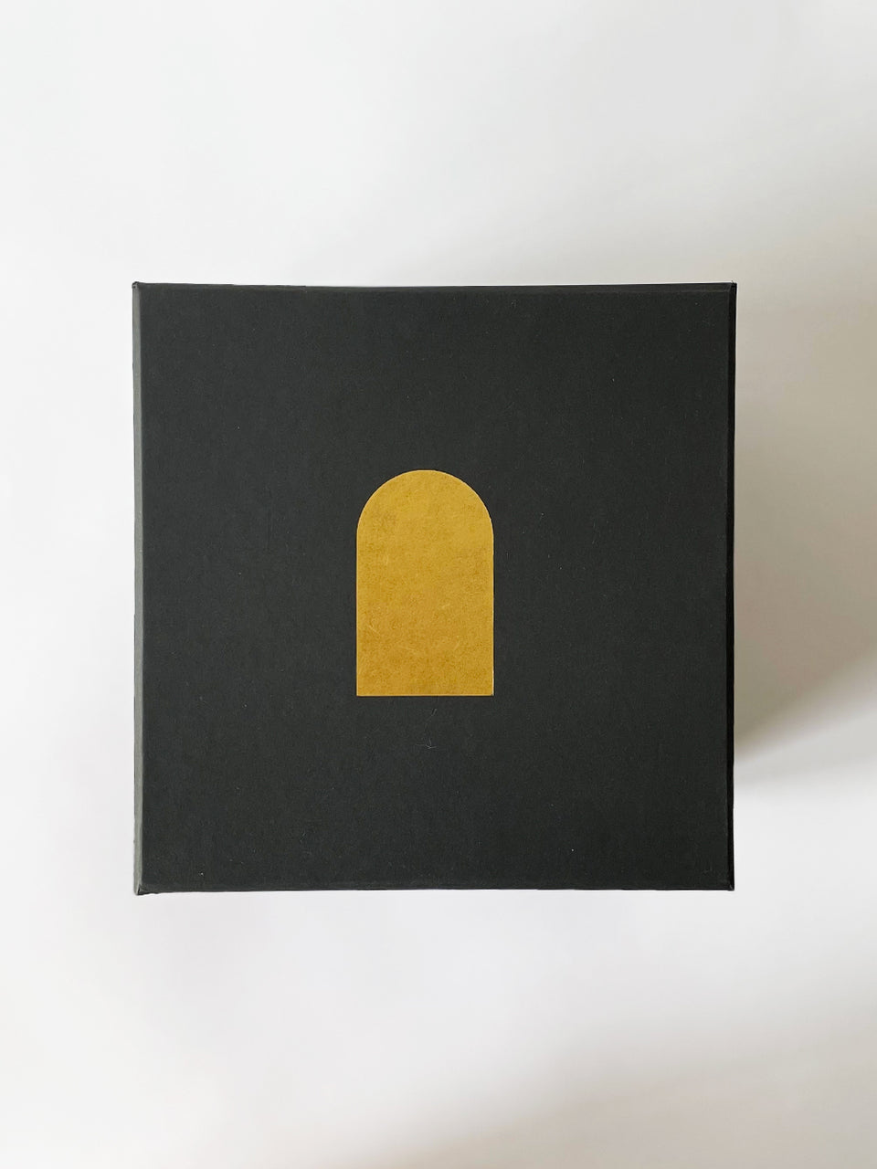 Concept 17 - Mesnad - bookholder
