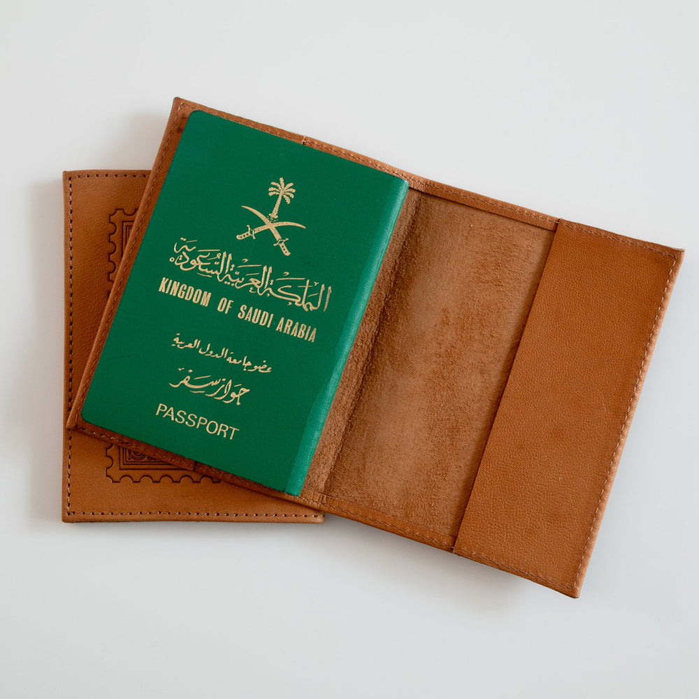 
                      
                        مجموعة الطوابع السعودية -  غلاف جواز سفر 
                      
                    