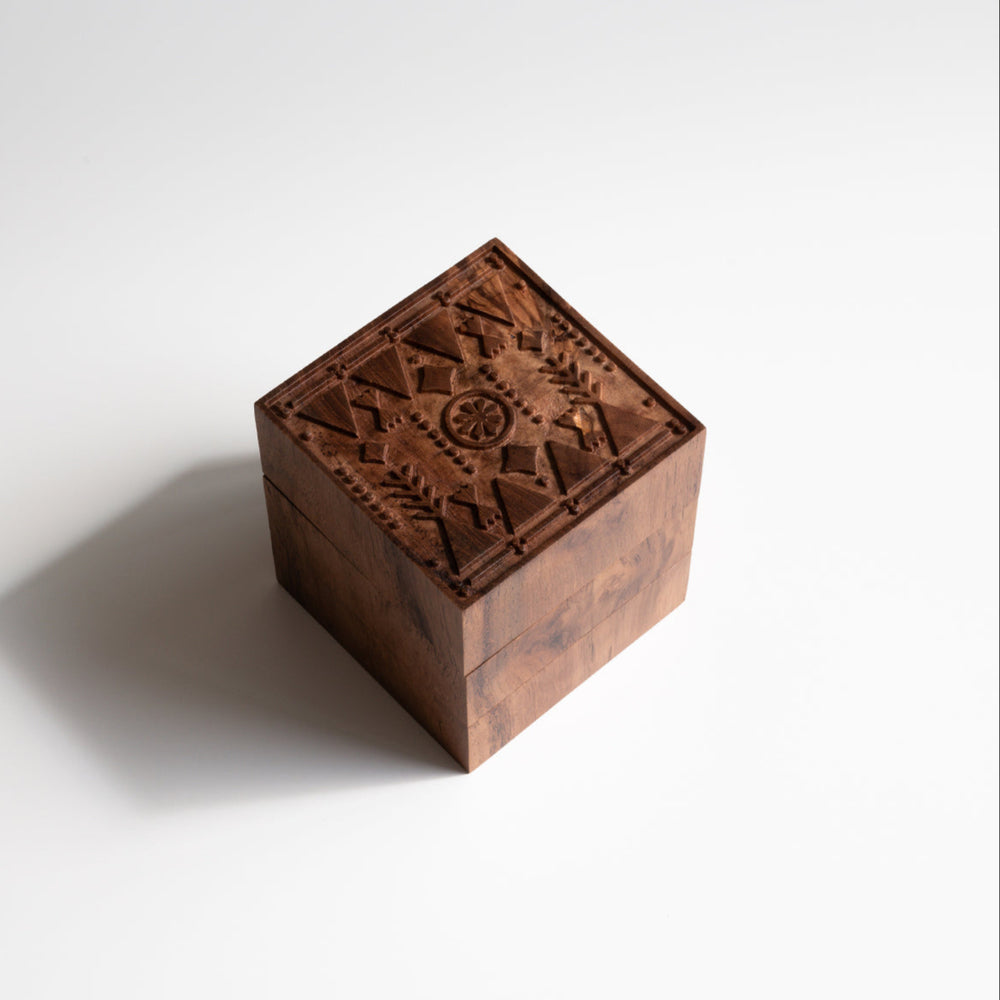 Concept 30.3 - Saudi Culture Scent Diffuser