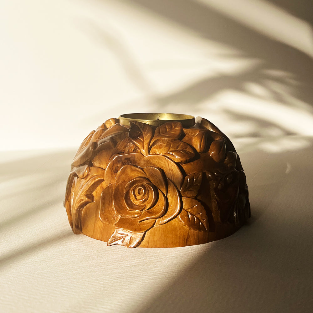 
                      
                        Concept 34 - Taif Flower Candle
                      
                    