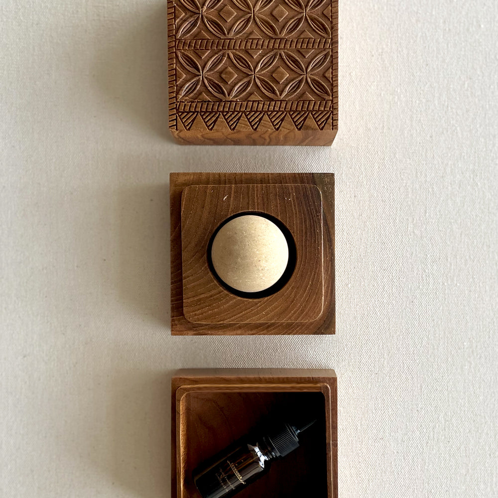 
                      
                        Najd Scent Diffuser
                      
                    