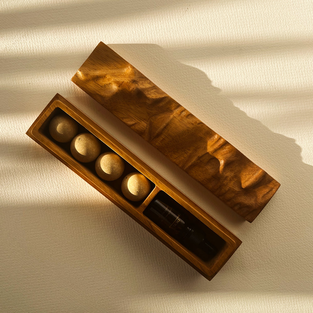 
                      
                        Concept 32 - Tuwaiq Scent Diffuser.
                      
                    