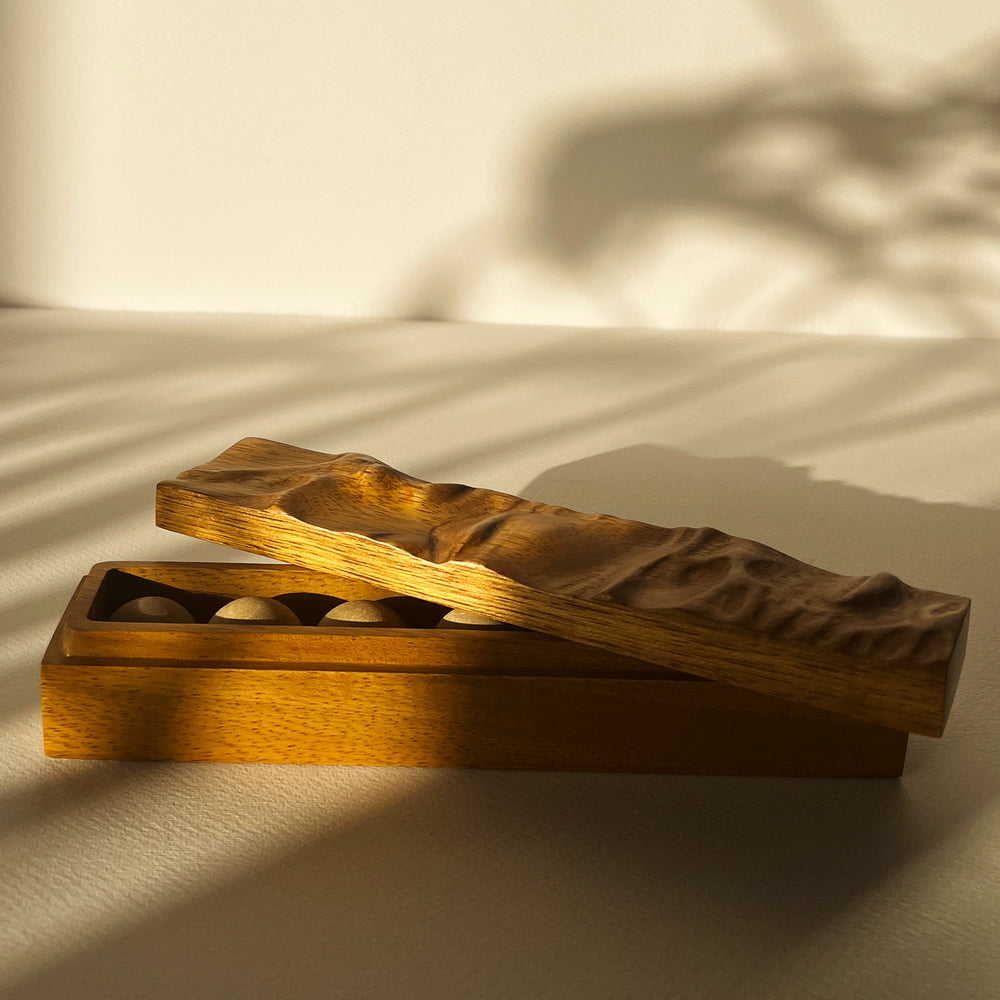 
                      
                        Concept 32 - Tuwaiq Scent Diffuser.
                      
                    