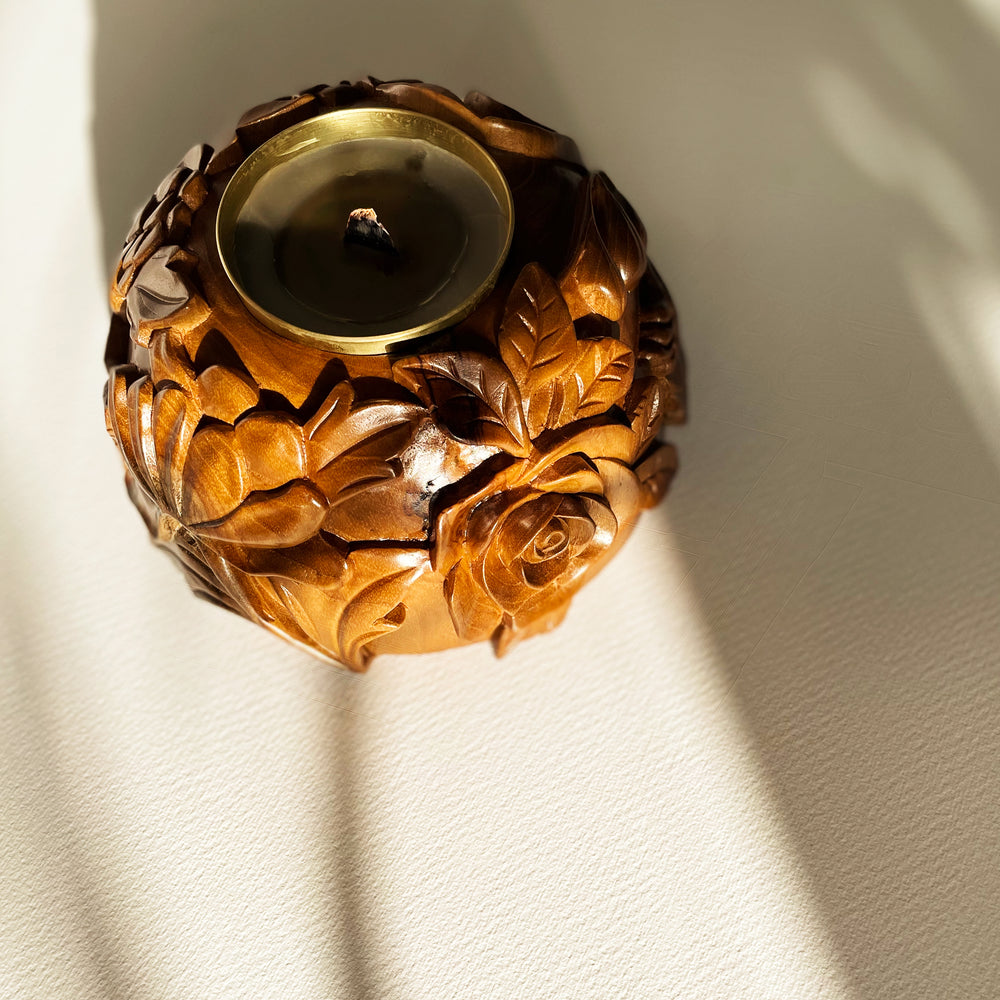 
                      
                        Concept 34 - Taif Flower Candle
                      
                    