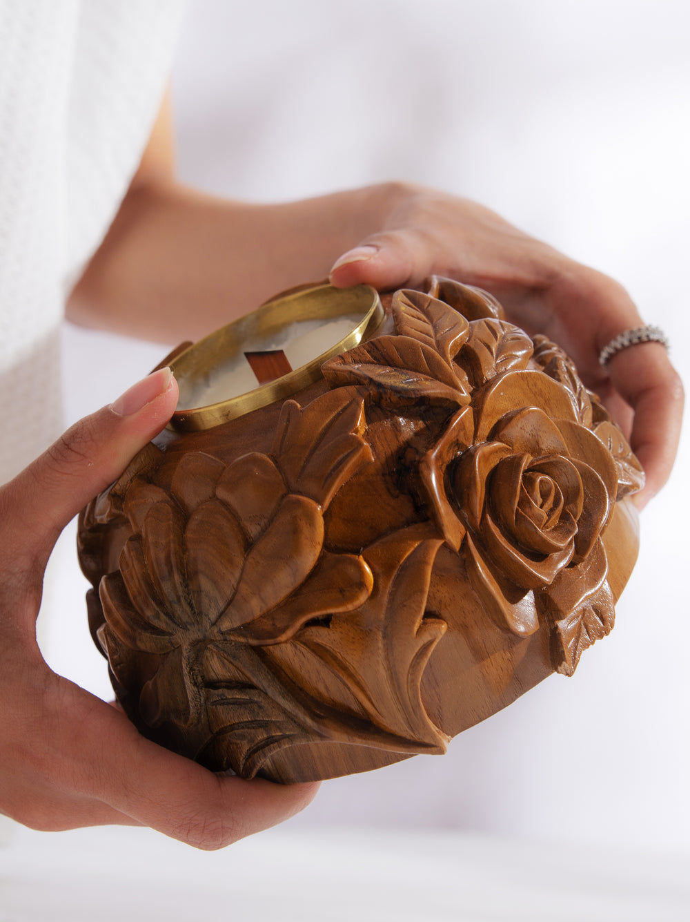 Concept 34 - Taif Flower Candle